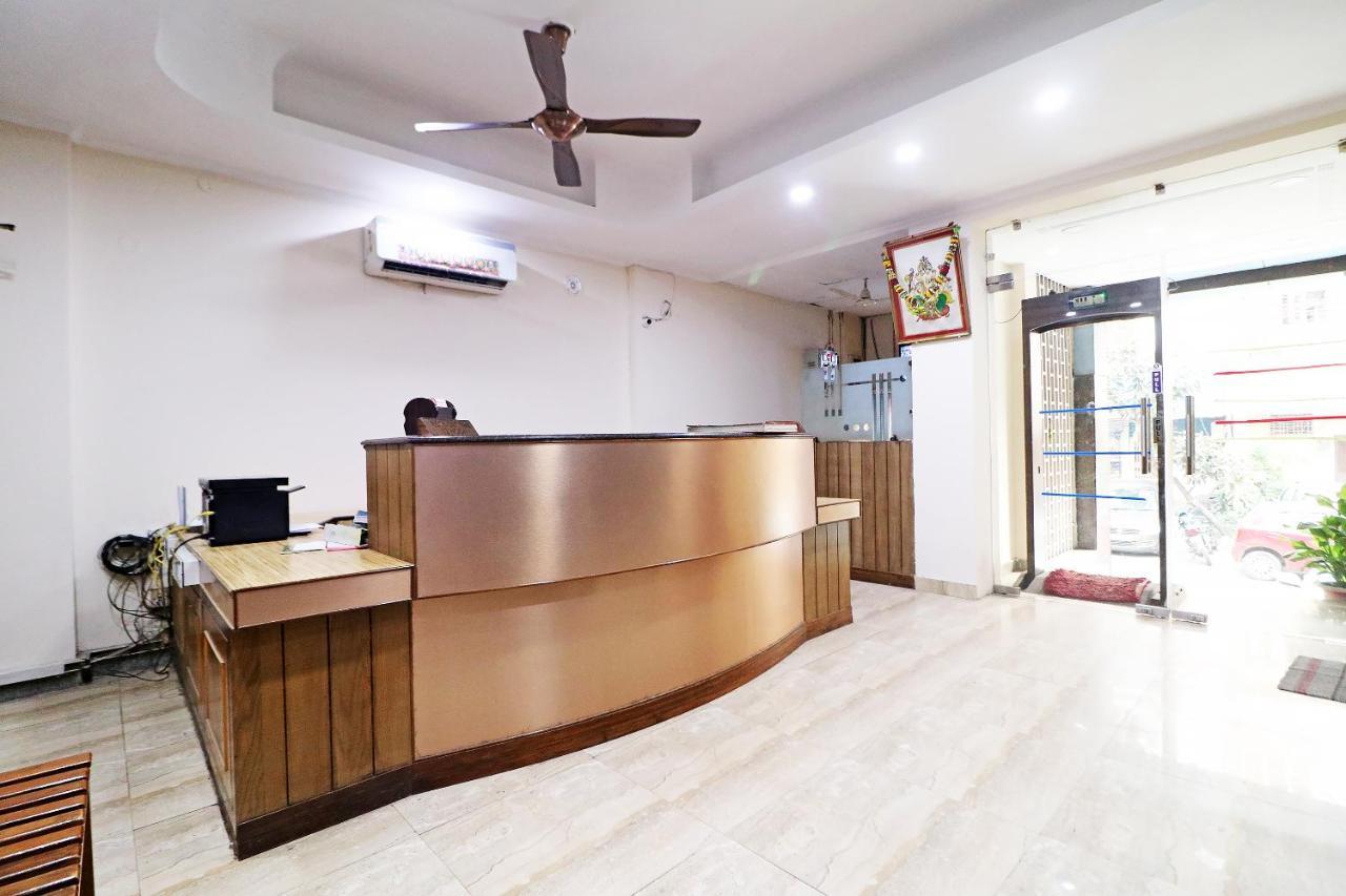 Hotel Westend Holiday Home 5 Mint From Nizamuddin Railway Station Нью-Дели Экстерьер фото