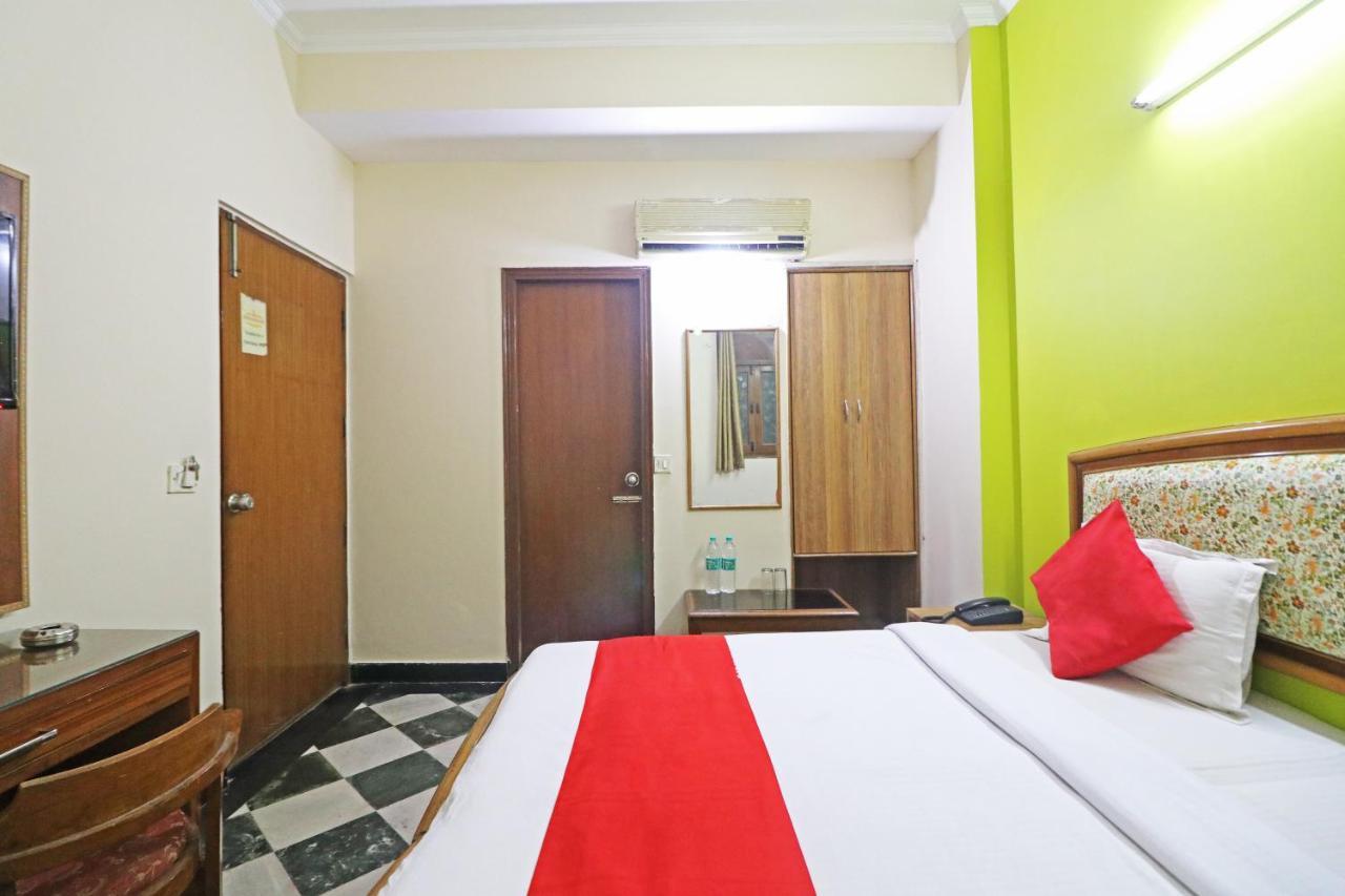 Hotel Westend Holiday Home 5 Mint From Nizamuddin Railway Station Нью-Дели Экстерьер фото